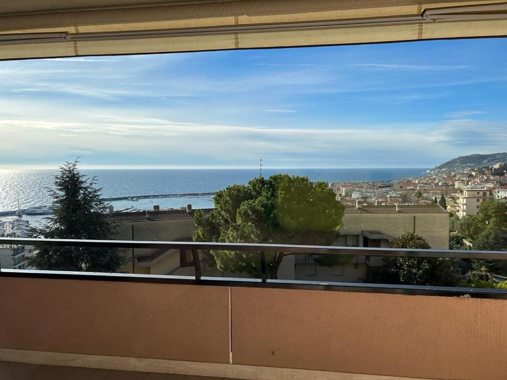 Sanremo Vip - Sea View - Pool & Tennis - Free Parking Apartment Exterior photo